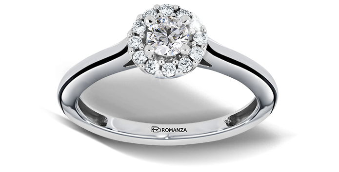 Romanza Diamonds Cada uno de anillos de compromiso, argollas y churumbelas de Romanza lleva consigo un compromiso: el feliz a la persona que la recibirá y a quien